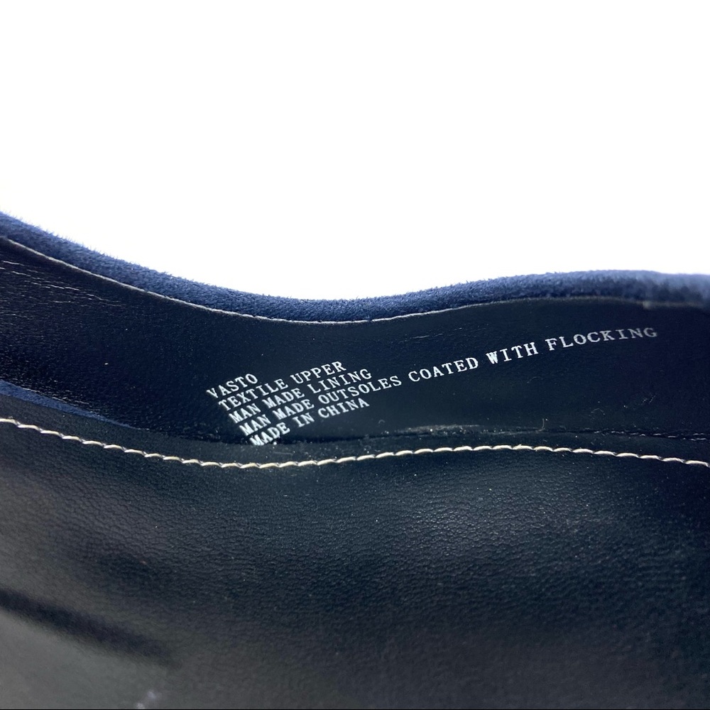 Charles By Charles David Navy Heels - Picture 7 of 7